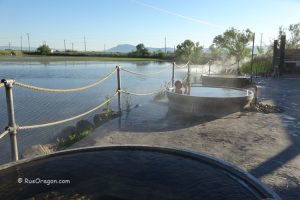 Горячий источник Хот Лейк - Hot Lake Springs